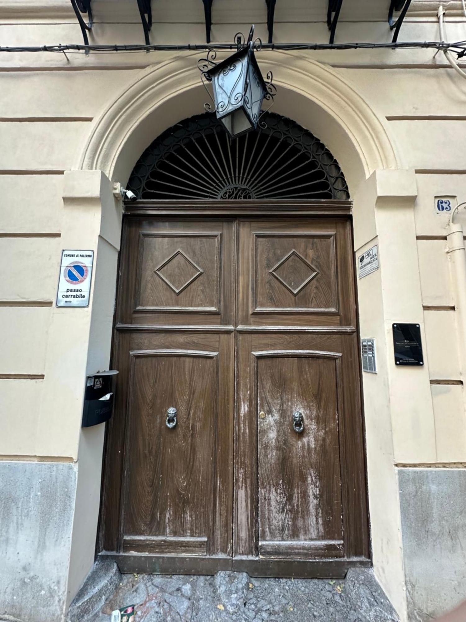 Principe Di Villafranca Suite Palermo Luaran gambar